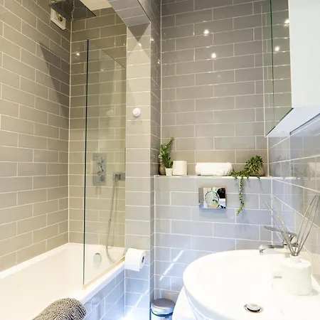 A Beautiful One Bedroom Flat With Garden & Parking Mill Hill Exterior photo