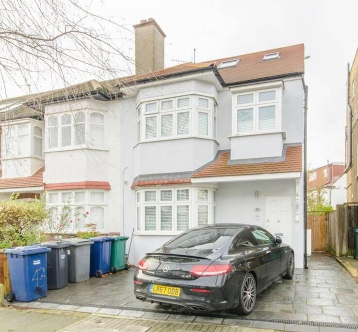 Apartment A Beautiful One Bedroom Flat With Garden & Parking Mill Hill